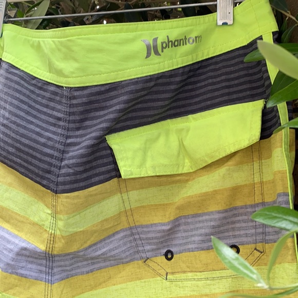 Hurley Phantom Board Shorts - Picture 4 of 5